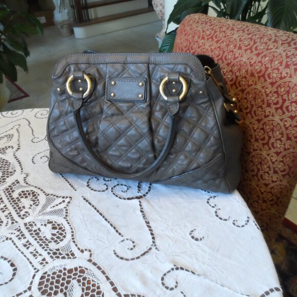 Marc Jacobs Brown Napa Leather Quilted Shoulder/Tote Bag w/ Gold Metal Chain - Picture 2 of 16